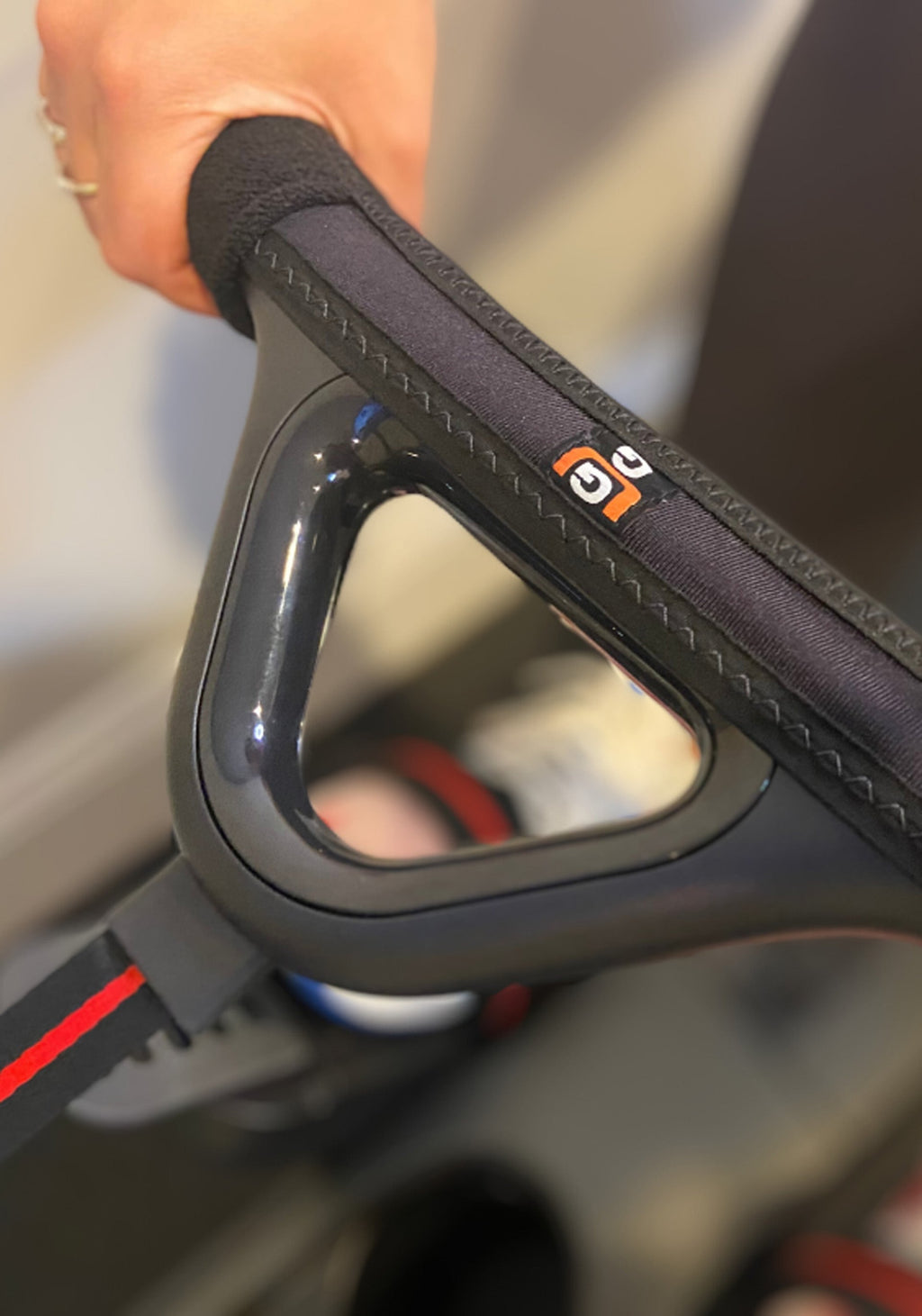 Gus Grip Row